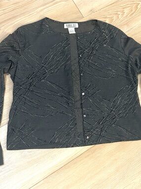 Robbie Bee Black Open-Front Too with Metallic Design